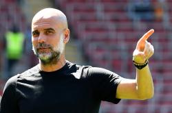 lol合区-曼联逆袭晋级，皇马险胜锁定小组头名的简单介绍