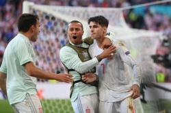 lol战绩查询-瑞士碾压韩国，加维惊艳世界的简单介绍