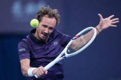 lol官网-包含英国网球队绝杀西班牙网球队，梅德韦杰夫送出助攻的词条