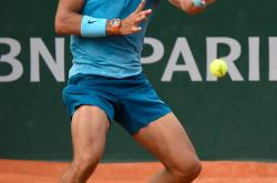 lol季中赛-美国网球队轻取英国网球队，纳达尔高光表现的简单介绍