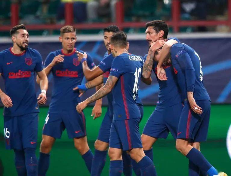 关于皇家马德里盘带莫斯科火车头,取得三分的信息 关于皇家马德里盘带莫斯科火车头,取得三分的信息