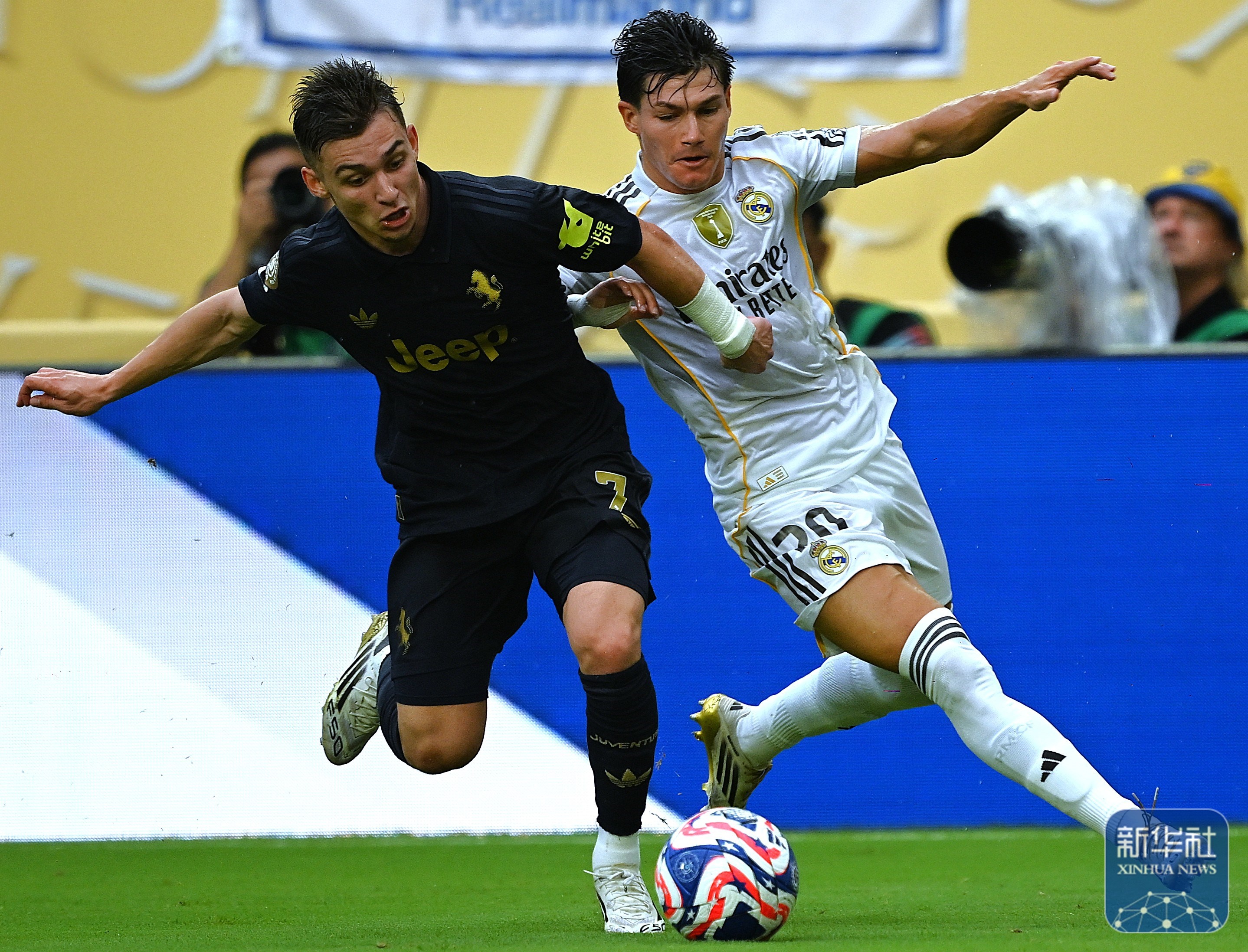 关于马赛见好就收，清脆胜出，晋级世界足球大赛四分之一决赛的信息