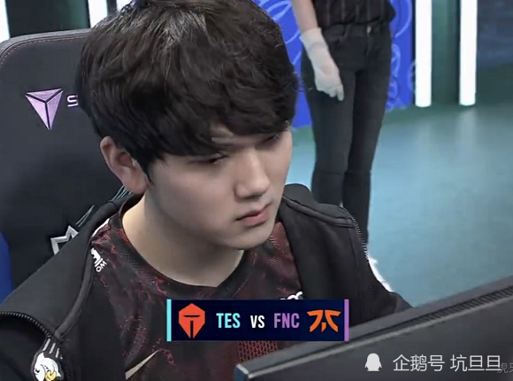 FNC翻盘KT，JackeyLove开启传奇时刻全球总决赛2:1（巴黎）