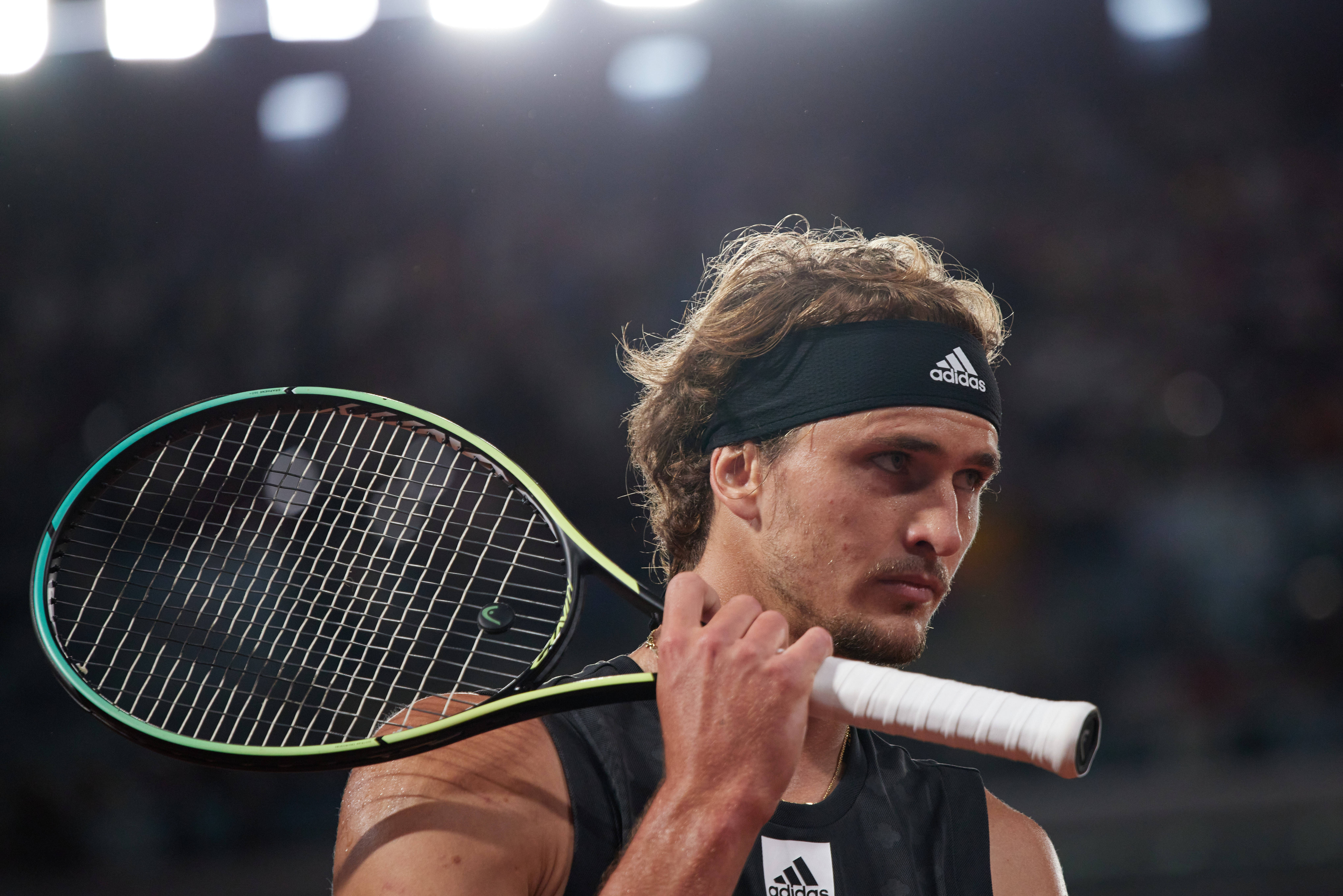 关于德国网球队逆转西班牙网球队,兹维列夫完成帽子戏法的信息 关于德国网球队逆转西班牙网球队,兹维列夫完成帽子戏法的信息